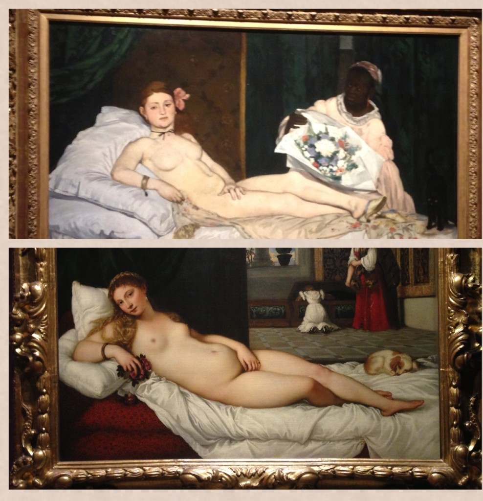 Sotto "La Venere di Urbino" del 1538 dipinta da Tiziano e sopra "Olympia" del 1863 dipinta da Edouard Manet